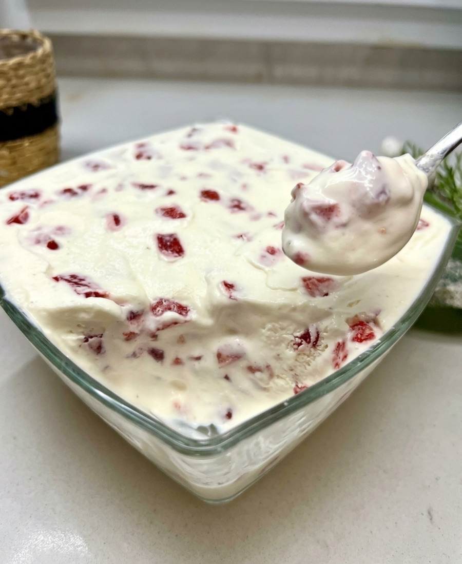 🍽️ Натуральне домашнє морозиво з 3 інгредієнтів. Можна додати будь-які ягоди і фрукти